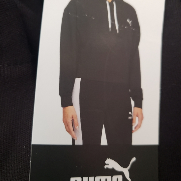 🔥🤩2/40$🔥   HOST PICK 🔥Brand new Puma ladies  hoodies - Picture 4 of 9